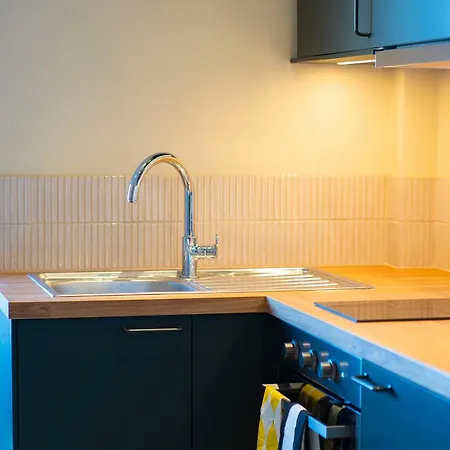 2 Pieces 4 Couchages Terrasse Et Parking Prive * Hyères