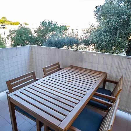 2 Pieces 4 Couchages Terrasse Et Parking Prive Lejlighed Hyères